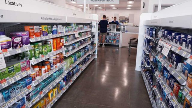 Pharmacy Networks and Medicare Drug Costs
