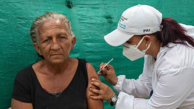 How to Stay Updated on Public Health Advisories and Vaccination Alerts