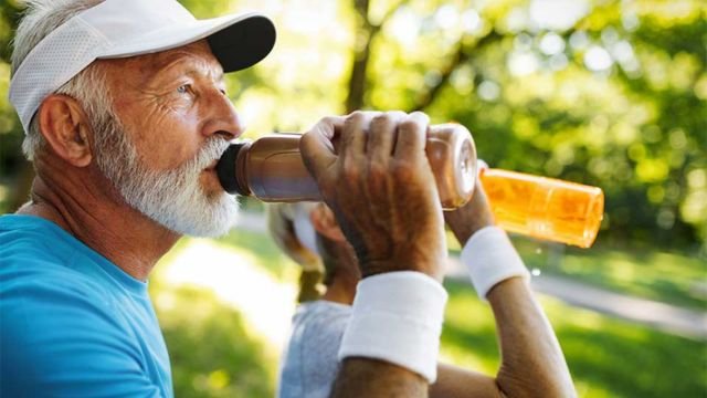 Essential Heat Stroke and Dehydration Prevention Tips for Seniors: Stay Safe in Hot Weather
