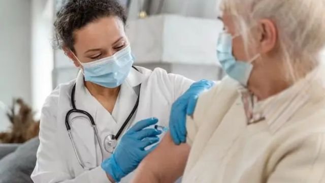 Protecting Seniors During Flu Season and Other Infectious Disease Outbreaks