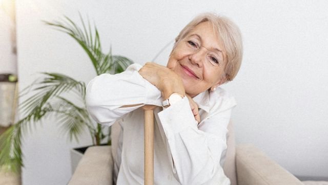 Tips for Seniors: How to Stay Safe Beyond the 'Pause. Reflect. Protect.' Strategy